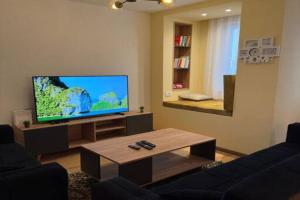 ORA-PRN,peaceful central apartment, Pristina