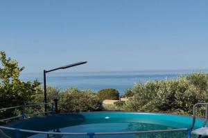 Villetta vista mare con piscina, giardino e parcheggio privato Guest house, Licata