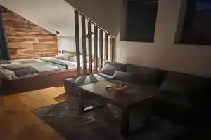 Apartment 112, Mokra Gora