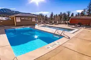 Le Chamois 510 - Ski In/Out, Blackcomb Base, Newly Renovated, Common Area Pool/Hot Tub ​ Apartments, Whistler