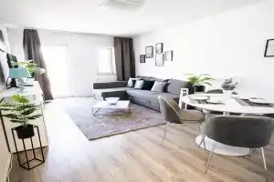 City Suite - 5 Min to HBF Apartments, Mannheim