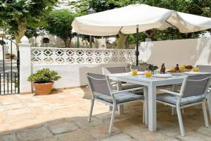 Casa Alkabir. Relax y piscina cerca de la playa., El Campello