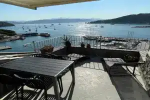 Seafront rooftop flat w/ terrace Apartments, Portovenere