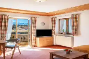 Alpenblick Tilly - Fewo Lautersee 3 Apartments, Krun