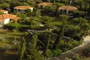 Muses Villas, Finikounta