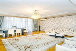 Piramida Plaza Premium House, Baku