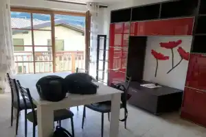 Casa IBISCO, Tenno