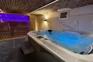 Le Bijou - Appartement, Sauna et Jacuzzi - Apartments, Lille