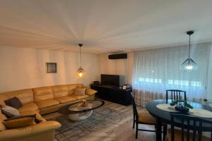 Cozy apartment in city center Most, Kraguyevats