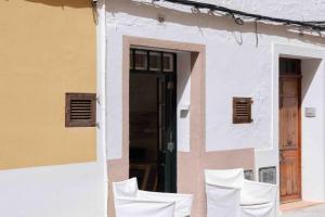Pere Alcantara 40, 3 bedroom house,, Ciutadella