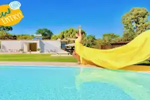 Villa Dafni with private pool by DadoVillas, Roda