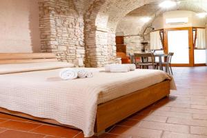 Loft nel cuore di - 50 mt da Carlo Acutis Guest house, Assisi
