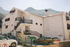 Filip Deluxe Rooms, Kotor