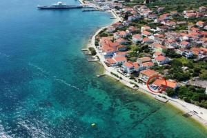 Seaside holiday house Preko, Ugljan - 21106, Oltre