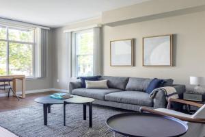 Mountain View 1BR w Gym Pool nr Shops Transit SFO-385 Apartments, Mountain View