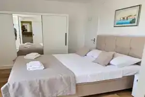 Antruzo Room, Dubrovnik