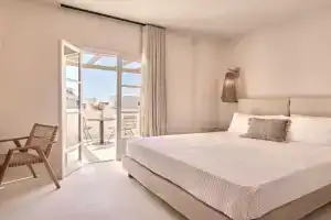 Utopia Hotel, Koufonisia