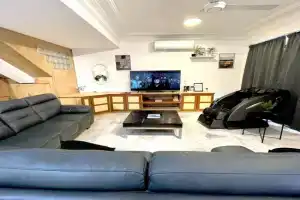 6-10 Pax @ The CoZySpacious House - Heart Of Sunway, Petaling Jaya