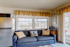 Wellington Manor 240, Wells