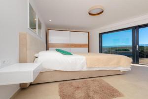 Apartman Mery, Bagnole