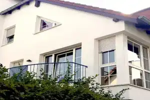 Berlin-Oase - schnuckelige Ferienwohnung an der Grenze zu Apartments, Berlin