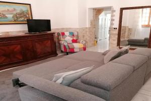 Centro Storico MARE FUORI Guest house, Brindisi