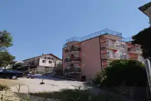 Apartments by the sea Podaca, Makarska - 21547, Gradac