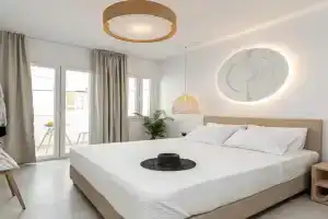 Golden Bird's Apart-hotel, Naxos Chora