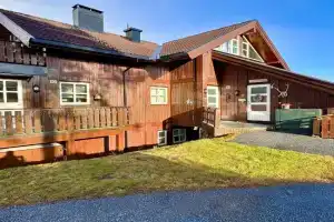 Spacious and beautiful apartment in, mountain retreat with view!, Geilo