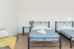 Aegean Blue Santorini 1 Guest house, Perivolos
