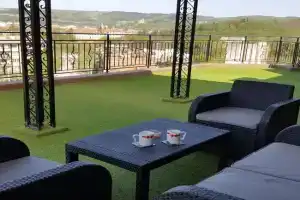 UNIQUE Studio- Great Balcony and View! PARKING possibility!, Veliko Tarnovo