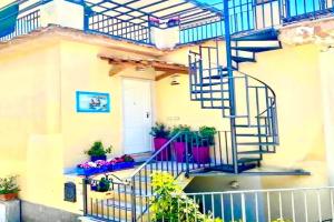 Seeview rooftop house between Sorrento and Amalfi, Sant-Agata Sui Due Golfi