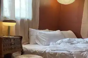 The Ordinary 8 Hostel, Surat Thani City