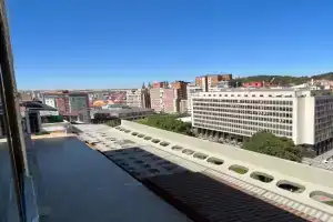 Atuaire Home Luminoso Dúplex en Reyes Católicos PARKING INCLUIDO Apartments, Burgos