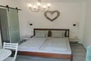 Zsálya Vendégház Apartments, Csopak