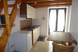 Menzu Apartments, Lipari Town