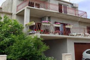 Apartments Ljiljana, Brna