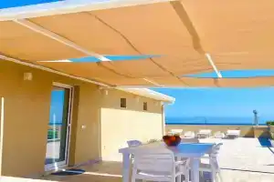 Avola Fronte Mare Villa Giulia, Avola