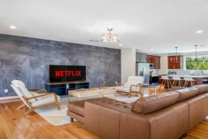 Spacious 3 Bed House near MD Anderson with Free Parking & Wi-Fi, Houston