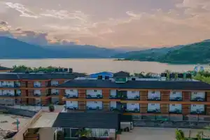 Majestic Lake Front Hotel & Suites, Pokhara