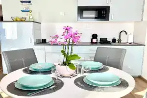 AZUR Apartments Alsóörs, Alsoors