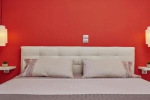 P Koklas Apartments, Argasi