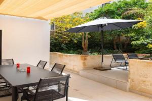 Large Home with Private Garden Apartments, Marsaskala
