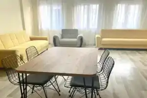 Çeşme Merkezde Marinaya 5 Dakika Apartments, Cesme