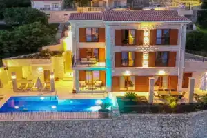 Luxury Villa Flower, Budva