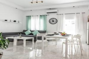 Modern & Stylish flat for friends & couples Apartments, Heraklio Town