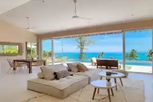 Exotic Seaview villa, Ban Bang Po
