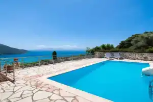 Sunrise Vista Villa, Vasiliki