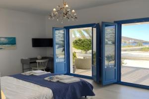 Luxury studio on the beach, Mylopotas
