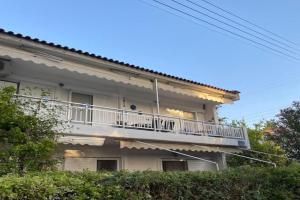 Anastasia's Seaview apartment, Hanioti